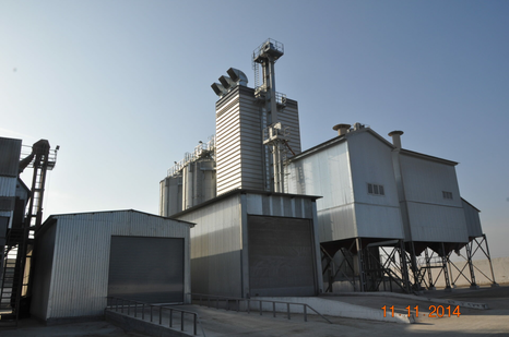 Поточная шахтная зерносушилка с рекуперацией воздуха Strahl 13000FR